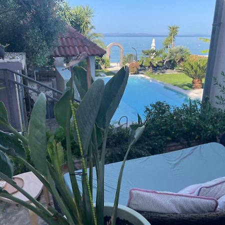 Villa Maris- Beachfront Villa With Exclusive Pool Podstrana Buitenkant foto