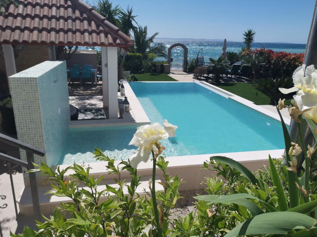 Villa Maris- Beachfront Villa With Exclusive Pool Podstrana Buitenkant foto