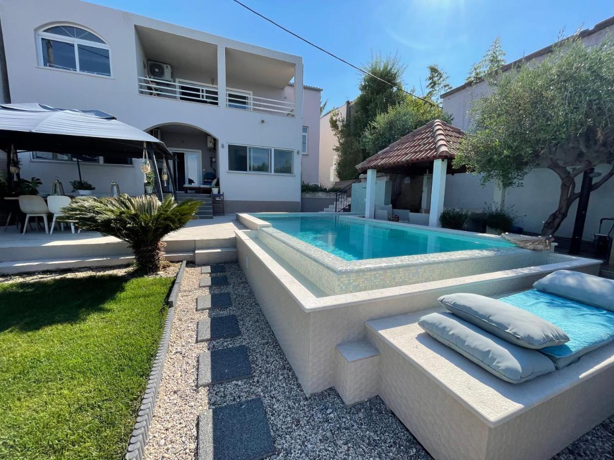 Villa Maris- Beachfront Villa With Exclusive Pool Podstrana Buitenkant foto
