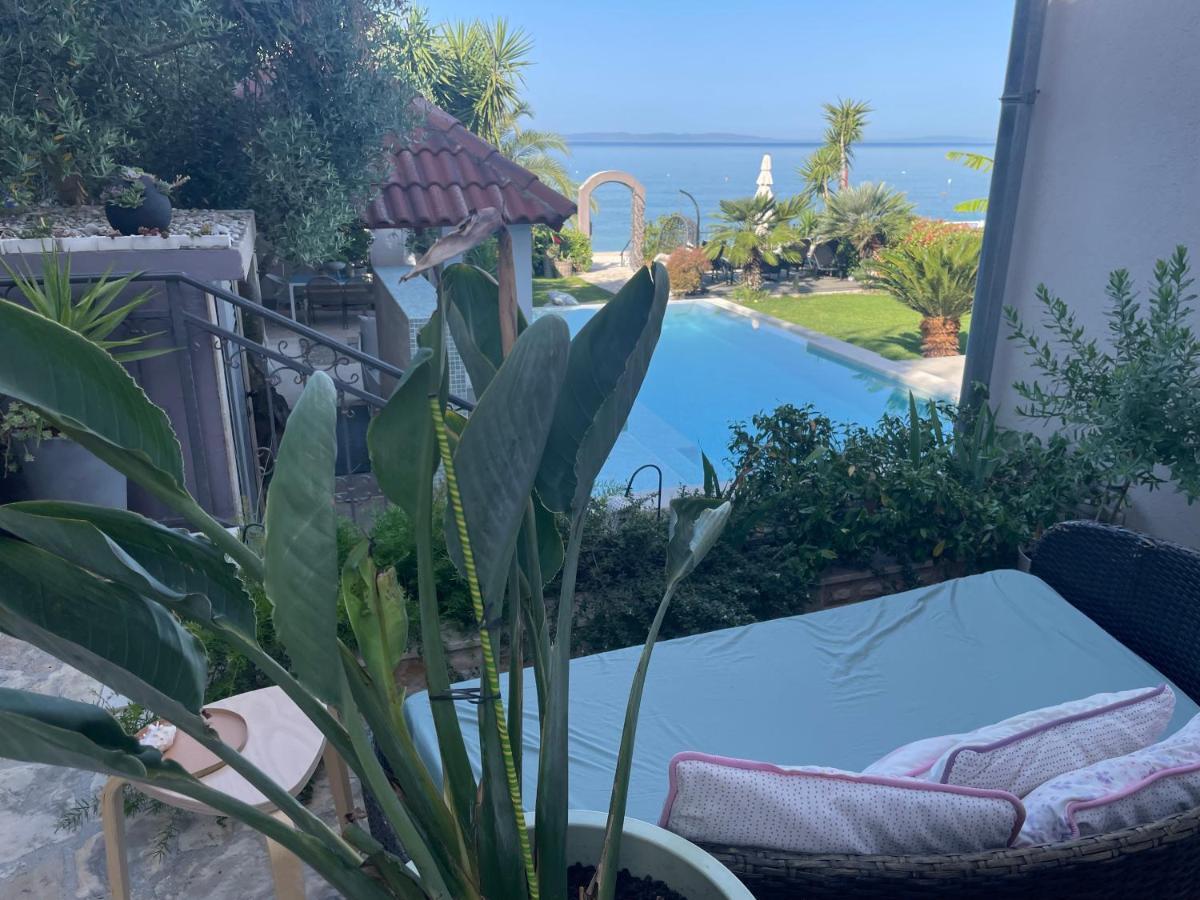 Villa Maris- Beachfront Villa With Exclusive Pool Podstrana Buitenkant foto
